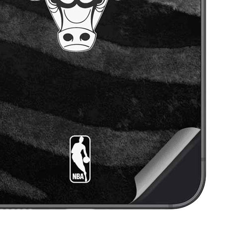NBA Chicago Bulls Black Animal Print Galaxy S25 Skin